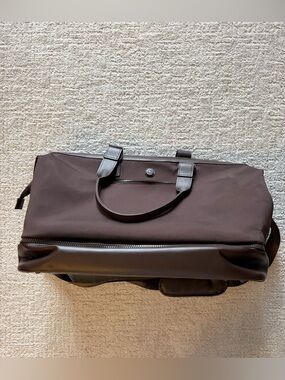 Brown Travel Duffle Bag - Classic Carryall